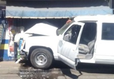 persecución entre agentes antisecuestro provoca choque en Uruapan, Michoacán