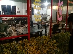 Matan a un hombre y tres mas resultan heridos en "La Bahia de Charky", restaurante de mariscos en Zacapu, Michoacán